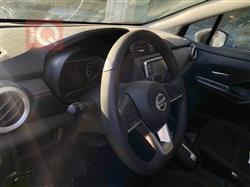 نیسان ڤێرسا